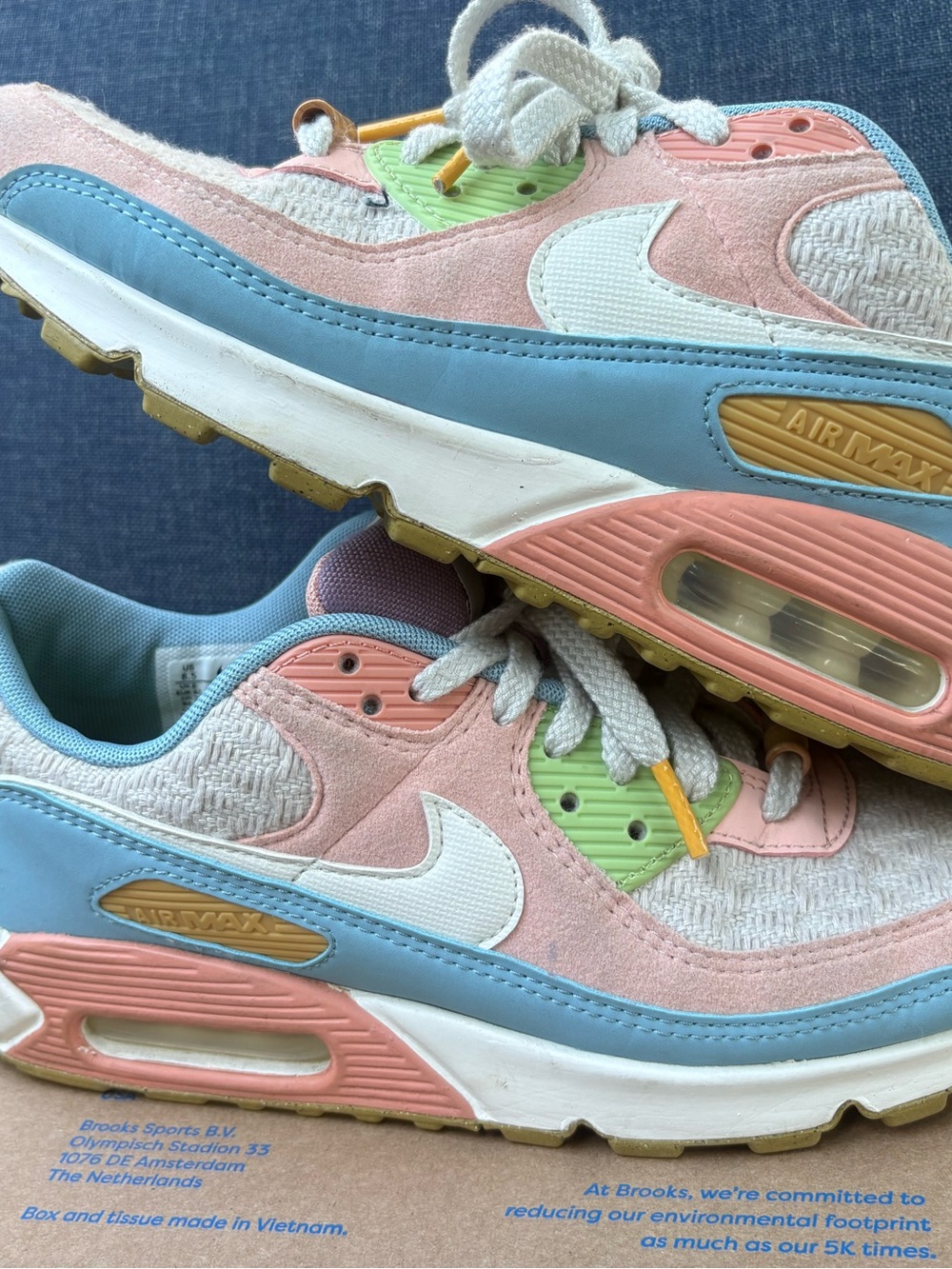 Nike women’s Air Max Pastel Low-Top Sneakers - Pink/Blue/White